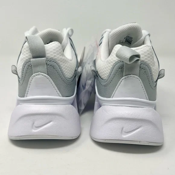 Nike Women RYX 365 II White / Metallic Platinum Sneaker Women’s size 8 - Picture 2 of 8